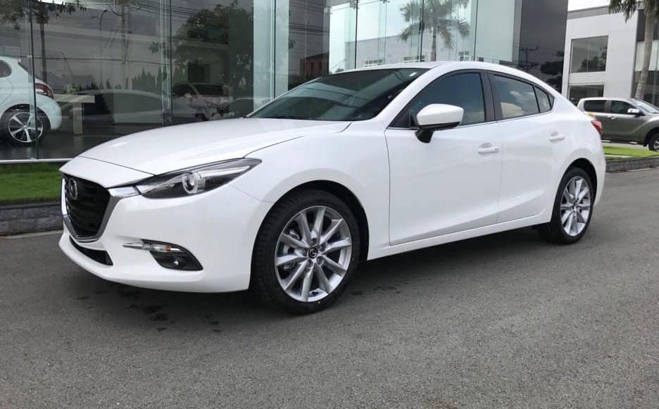 Sedan 5 chỗ Mazda 3